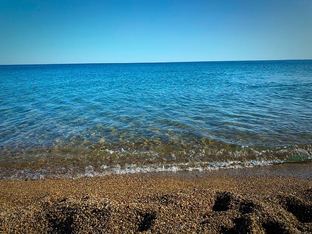 Goekceada Ugurlu Apart Esterno foto